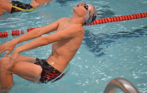 départ de Baptiste sur le 200 dos